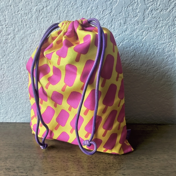 9pc Unbreakable Pool-Safe Drinking Set + Storage Bag - Picture 2 of 2